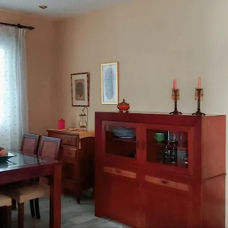 Junto A La Calle Betis: El Corazon De Triana Appartement *